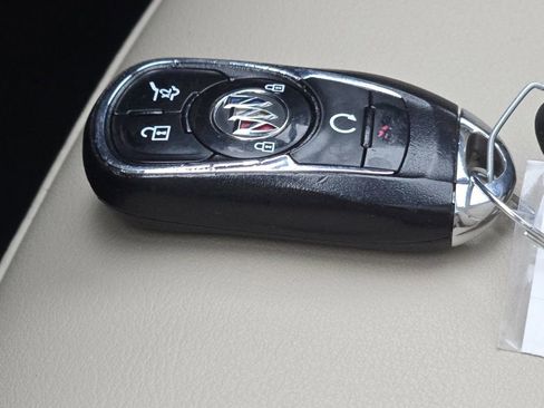 Used 2020 Buick Envision Preferred image 32