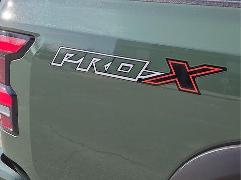 Used 2023 Nissan Frontier Pro-X w/ Pro-X Premium Package image 8
