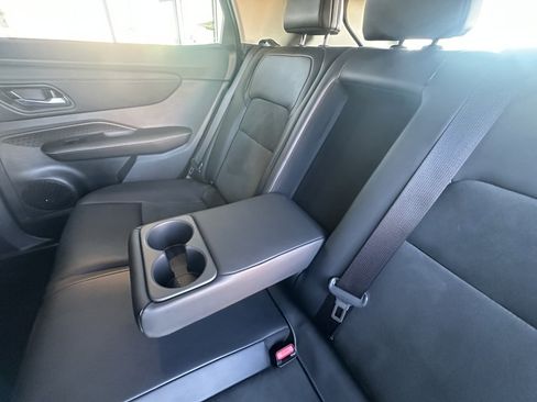 Used 2024 Nissan Ariya FWD image 36