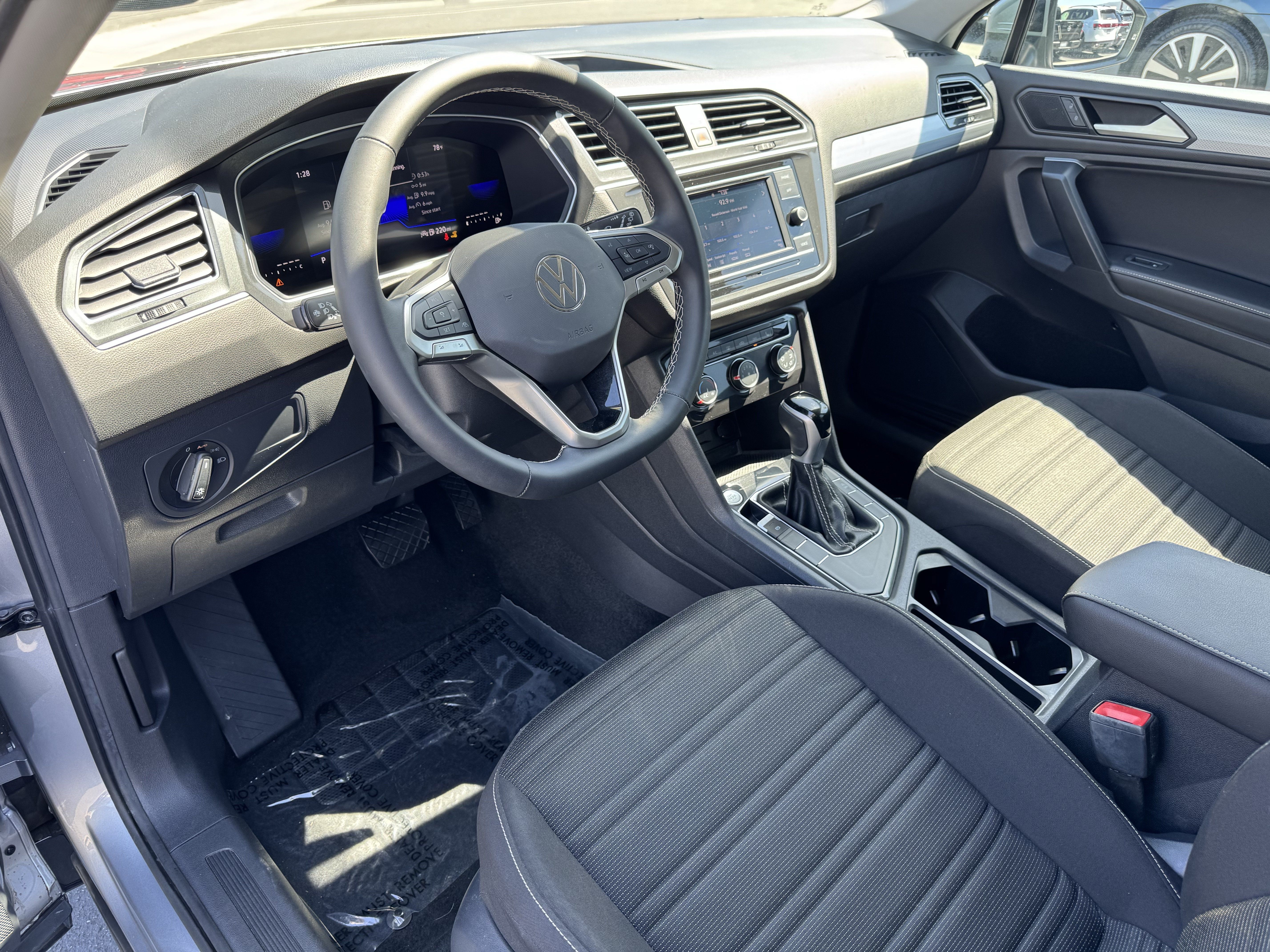 Certified 2024 Volkswagen Tiguan S FWD image 15