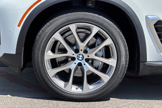 Used 2024 BMW X5 xDrive40i AWD/4WD image 29