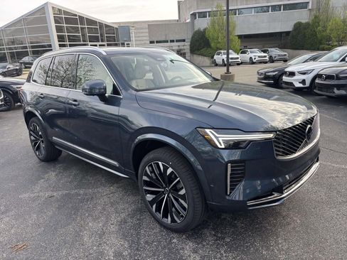 New 2026 Volvo XC90 T8 Ultra w/ Protection Package Premier AWD/4WD image 3