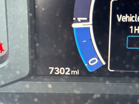 Certified 2024 Toyota Tacoma SR5 image 22