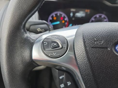 Used 2019 Ford Transit Connect XL image 13