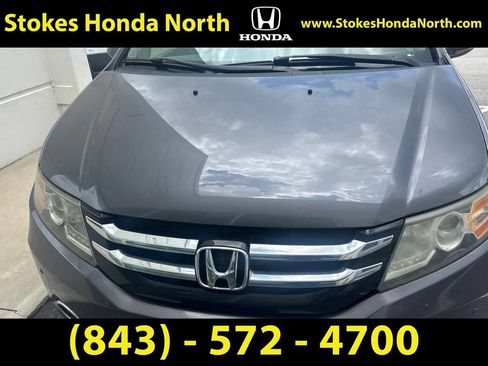 Used 2016 Honda Odyssey Touring Elite image 3