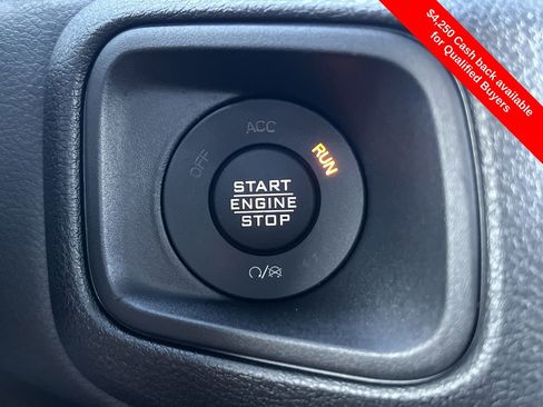 New 2025 Jeep Gladiator Sport image 9