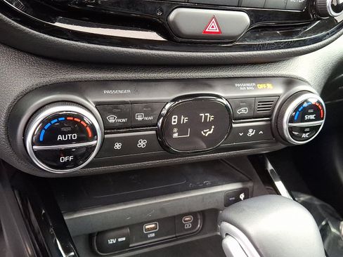 Certified 2023 Kia Soul EX image 14