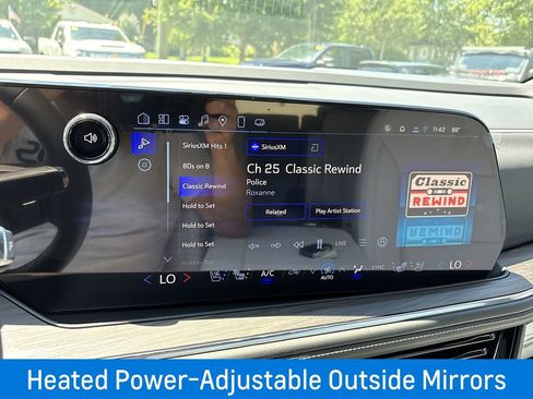 New 2025 Chevrolet Suburban Premier image 14