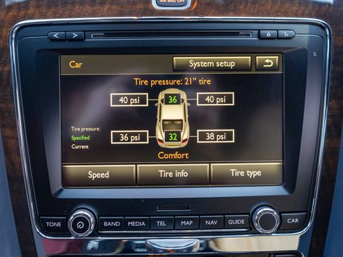 Used 2014 Bentley Continental GT V8 S image 21