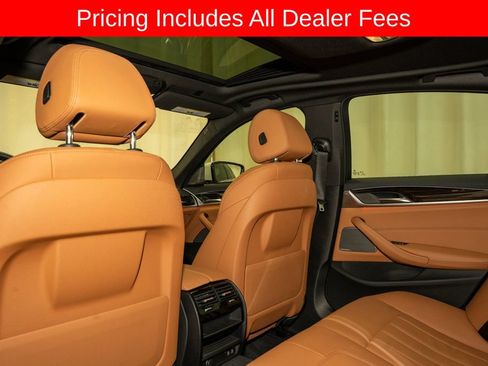 Used 2021 BMW 530e xDrive w/ Premium Package AWD/4WD image 10