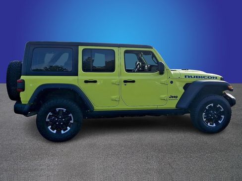 Used 2024 Jeep Wrangler Unlimited Rubicon 4xe AWD/4WD image 7