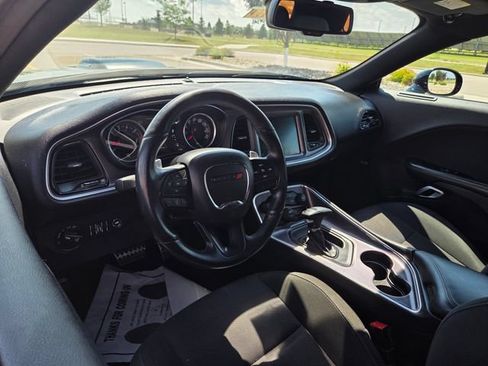 Used 2016 Dodge Challenger R/T RWD image 14