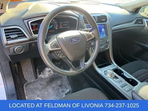 Used 2020 Ford Fusion SE image 7