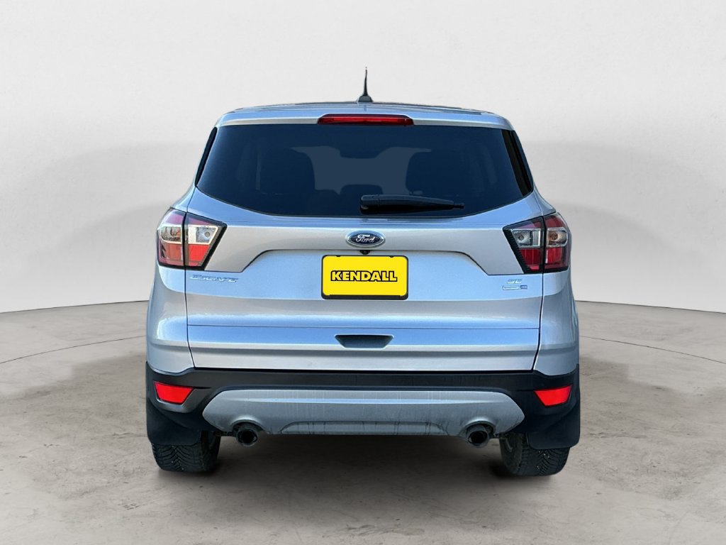 Used 2017 Ford Escape SE AWD/4WD image 10