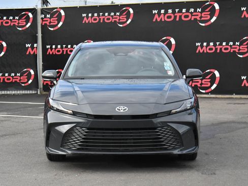 Used 2025 Toyota Camry LE image 2