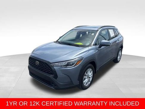 Used 2022 Toyota Corolla Cross LE w/ Moonroof Package image 1