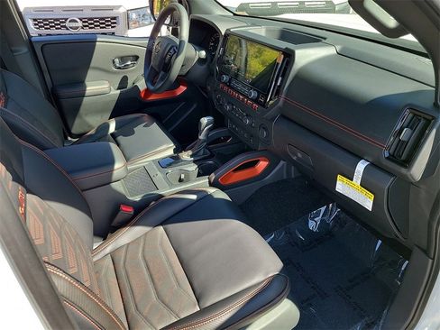 New 2025 Nissan Frontier PRO-4X w/ Pro Premium Package image 11