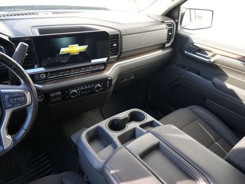 Used 2023 Chevrolet Silverado 1500 RST image 21
