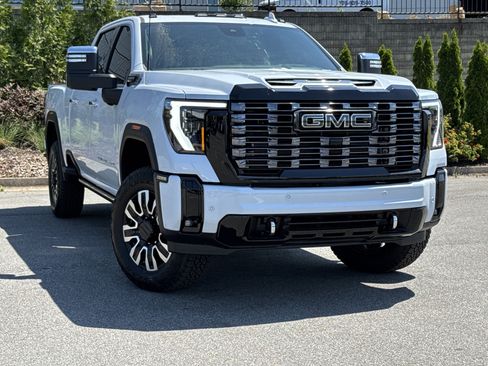 New 2026 GMC Sierra 2500 Denali Ultimate AWD/4WD image 2
