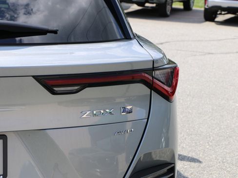 Used 2024 Acura ZDX A-Spec image 7