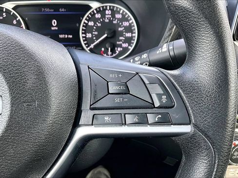 Used 2023 Nissan Sentra SV FWD image 12
