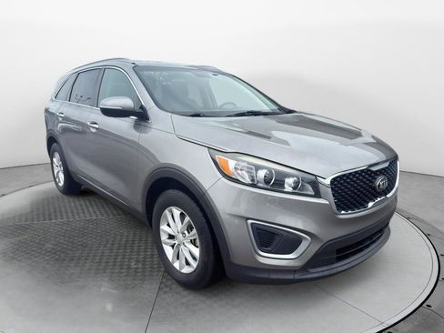 Used 2016 Kia Sorento FWD w/ LX Convenience Package image 1