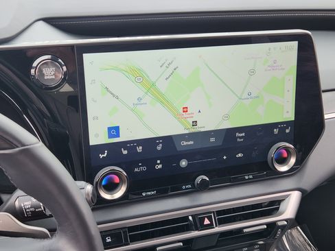 Used 2025 Lexus RX 350 Premium w/ Accessory Package (Z1) image 18