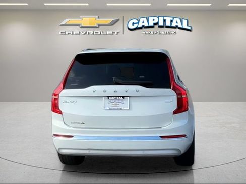 Used 2022 Volvo XC90 T8 Inscription w/ Advanced Package AWD/4WD image 4