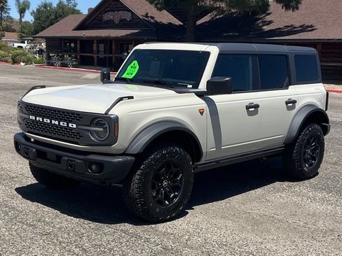 Used 2026 Ford Bronco Badlands AWD/4WD image 2