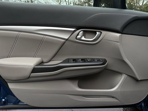 Used 2013 Honda Civic EX-L image 25