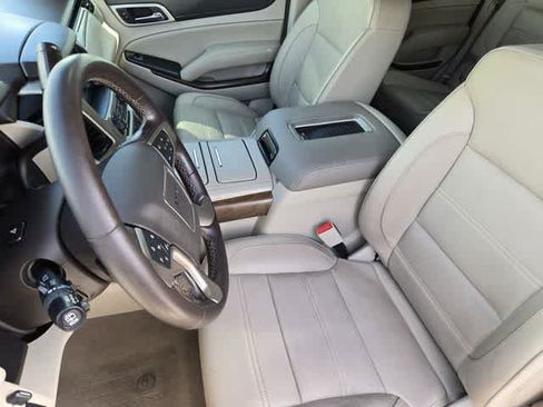 Used 2019 GMC Yukon Denali w/ Denali Ultimate Package AWD/4WD image 11