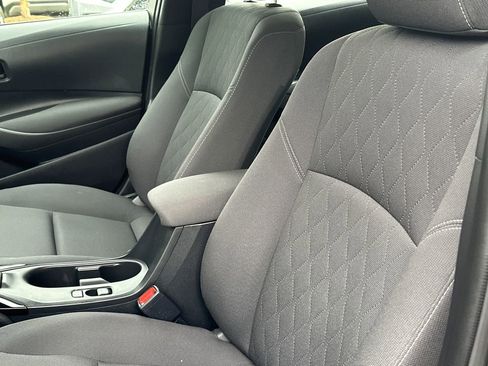 Used 2024 Toyota Corolla LE FWD image 16