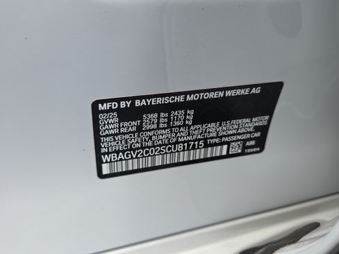 Used 2025 BMW 840i w/ M Sport Professional Package RWD image 39
