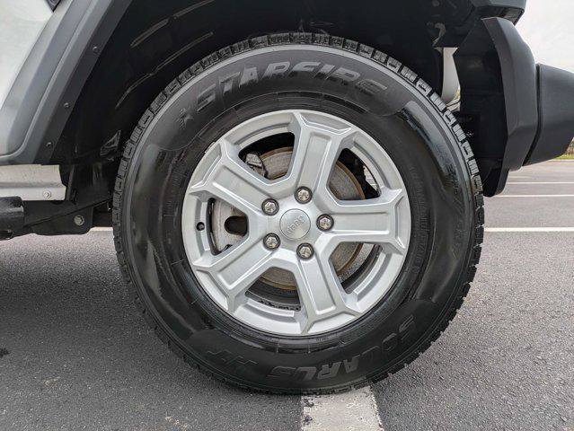 Certified 2020 Jeep Wrangler Sport AWD/4WD image 10