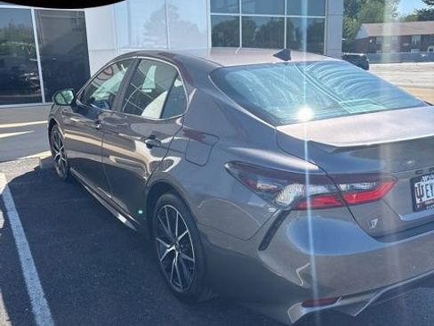 Used 2023 Toyota Camry SE AWD/4WD image 8
