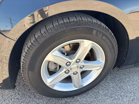 Used 2019 Chevrolet Malibu LS image 29