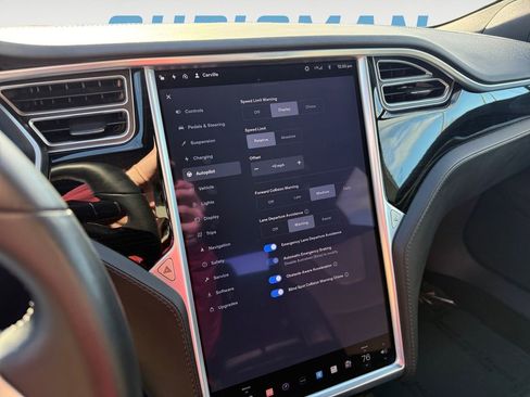 Used 2017 Tesla Model S 75D image 17