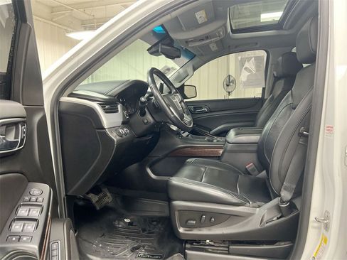 Used 2019 GMC Yukon XL SLT image 19