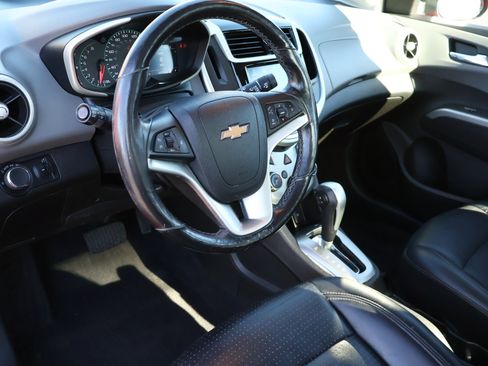 Used 2017 Chevrolet Sonic Premier image 2