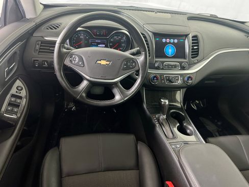 Used 2019 Chevrolet Impala LT w/ LT Convenience Package FWD image 21
