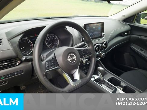 Used 2024 Nissan Sentra SV FWD image 6