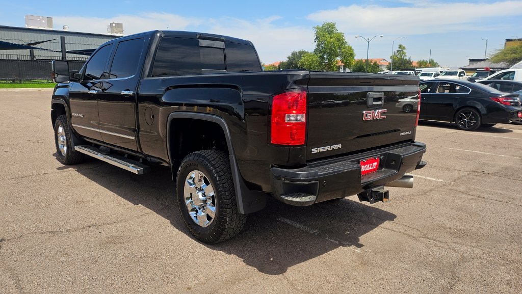 Used 2015 GMC Sierra 3500 Denali w/ Duramax Plus Package AWD/4WD image 8