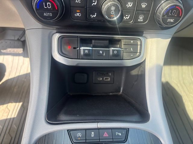 Used 2021 GMC Acadia SLT w/ LPO, Floor Liner Package FWD image 37