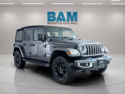 Used 2024 Jeep Wrangler Unlimited Sahara w/ Technology Group