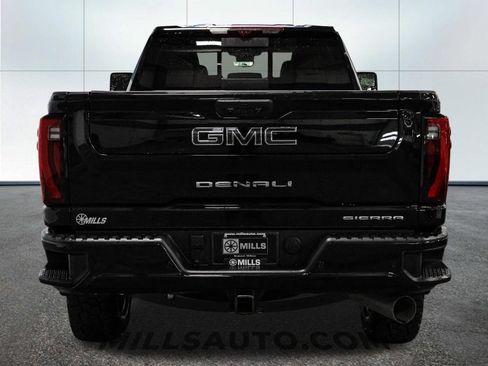 Certified 2025 GMC Sierra 2500 Denali Ultimate AWD/4WD image 6
