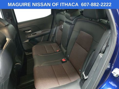 Used 2025 Nissan Kicks SR AWD/4WD image 31