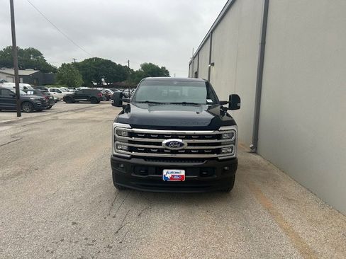 Used 2025 Ford F250 King Ranch AWD/4WD image 8
