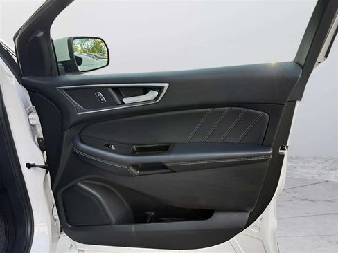 Used 2018 Ford Edge Sport w/ Equipment Group 401A AWD/4WD image 19