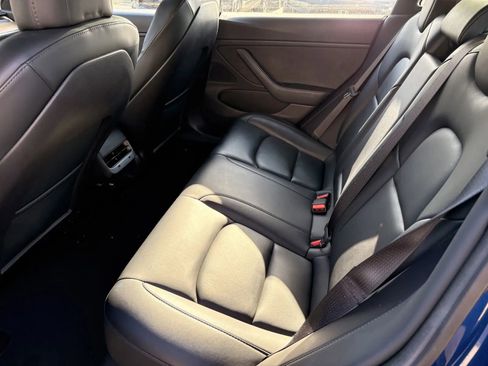 Used 2020 Tesla Model 3 Long Range AWD/4WD image 9