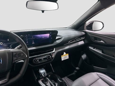 New 2026 Buick Envista Sport Touring image 23